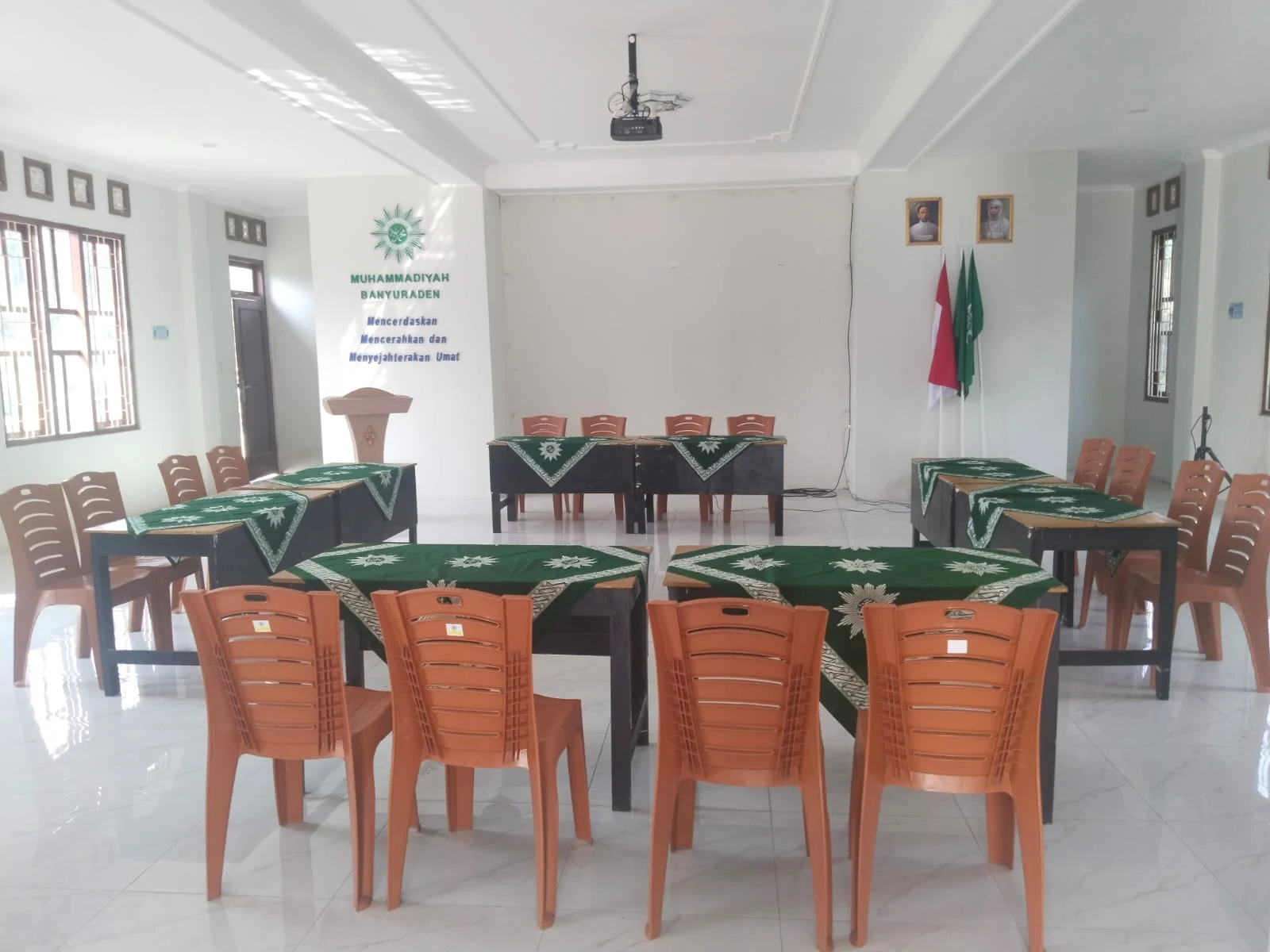 Aula Pertemuan Lantai 1
