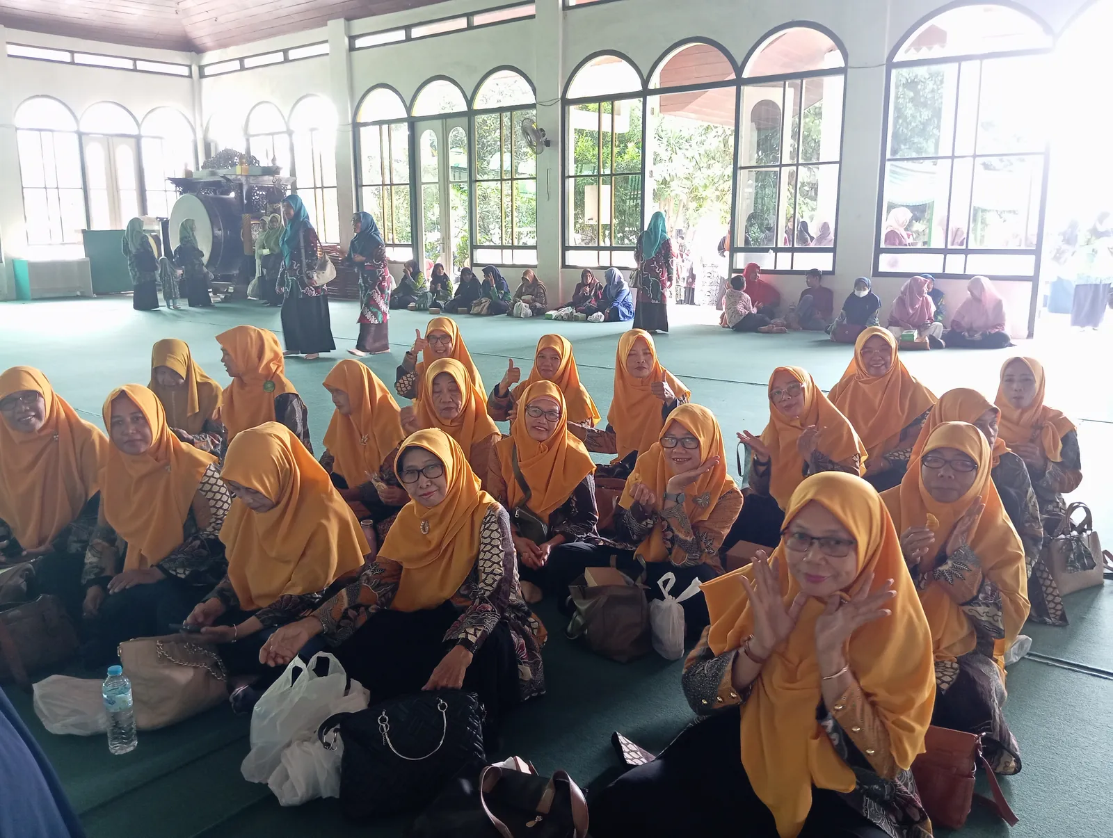 02 2025 04 26 Mangayubagyo Calon Haji Di Masjid Sleman